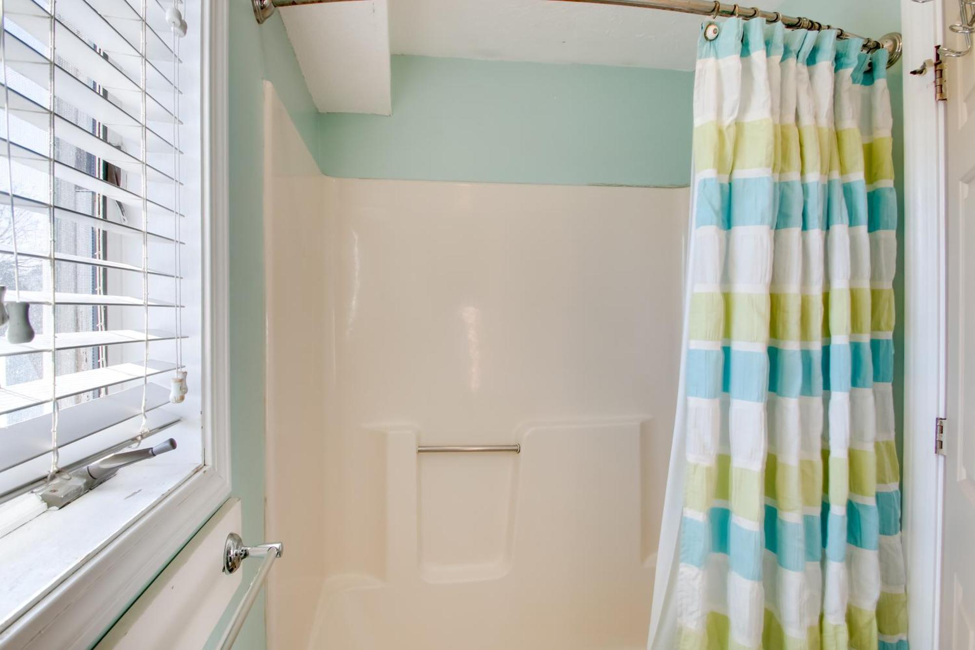 Beachfront Old Orchard Beach Condo With Balcony Экстерьер фото