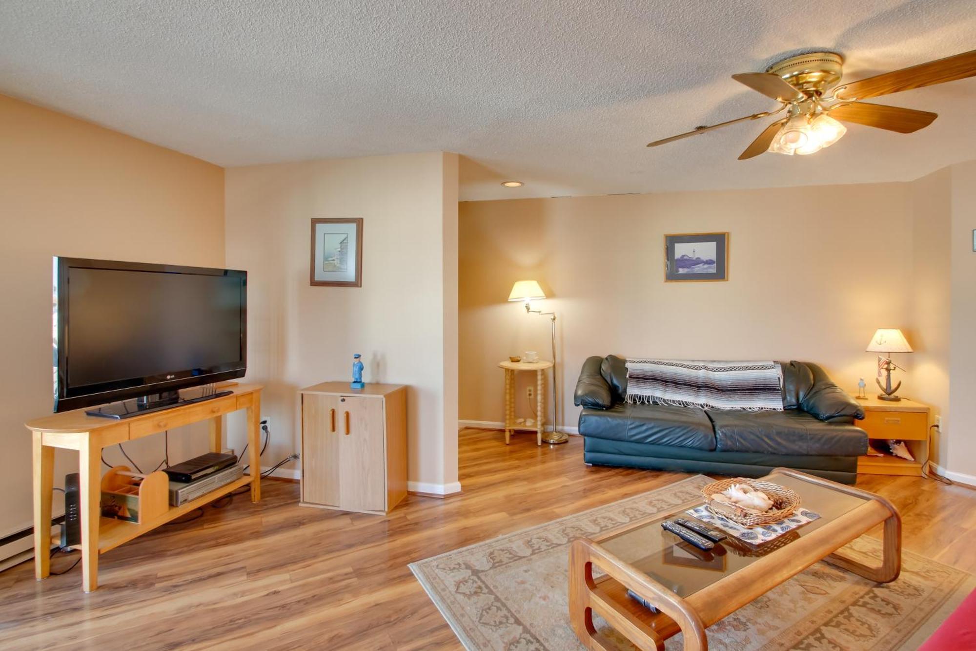 Beachfront Old Orchard Beach Condo With Balcony Экстерьер фото